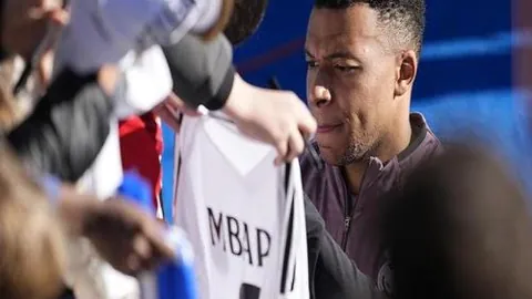 亨特三分命中，加兰精准助攻助力得分